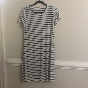 Liz Lange T Shirt Dress